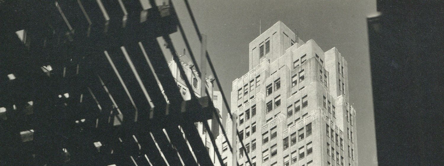 Alen MacWeeney and a Century of New York Street Photography